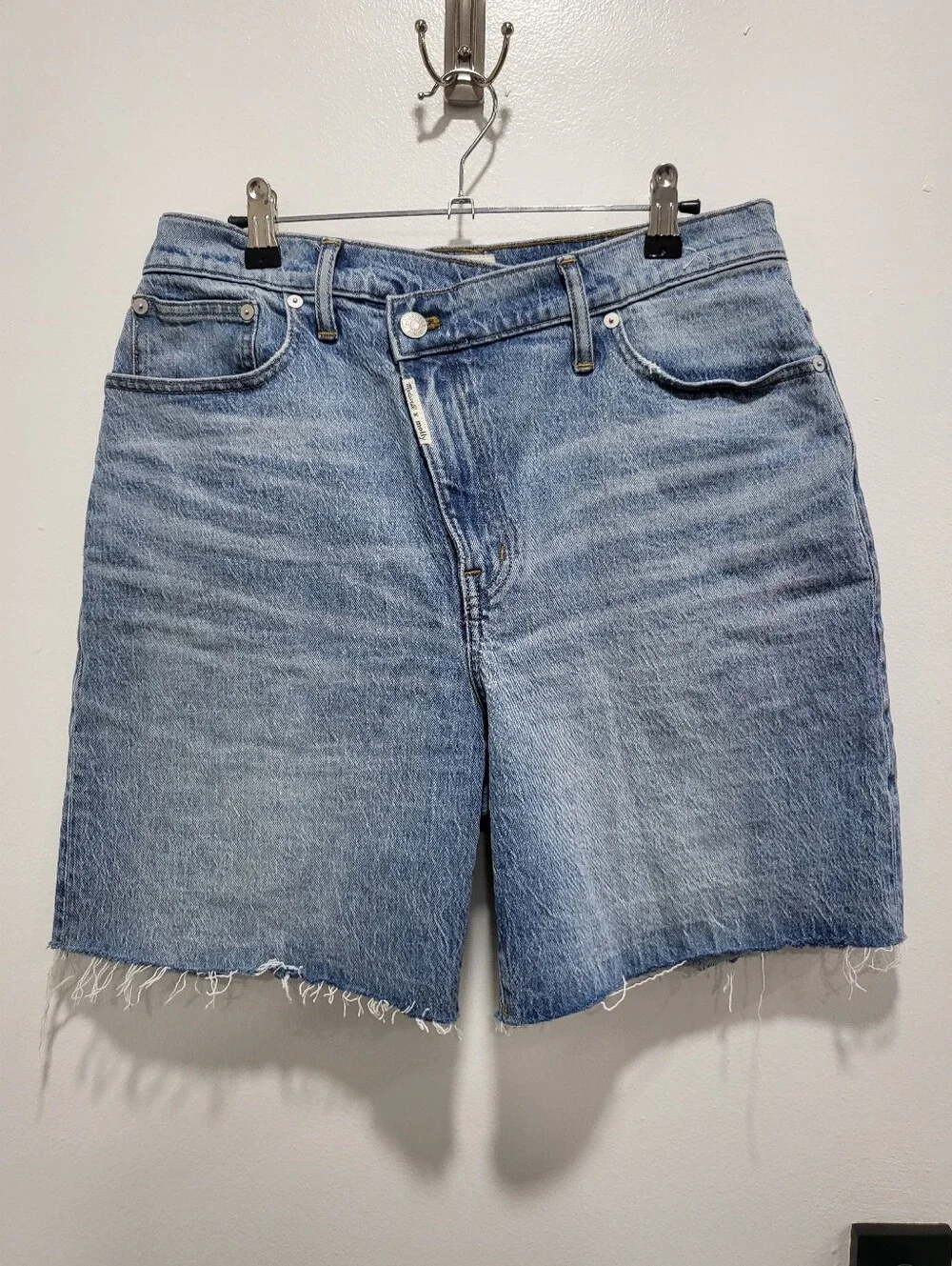 Madewell x Molly Dickson Baggy Crossover Jean Shorts - Size 30